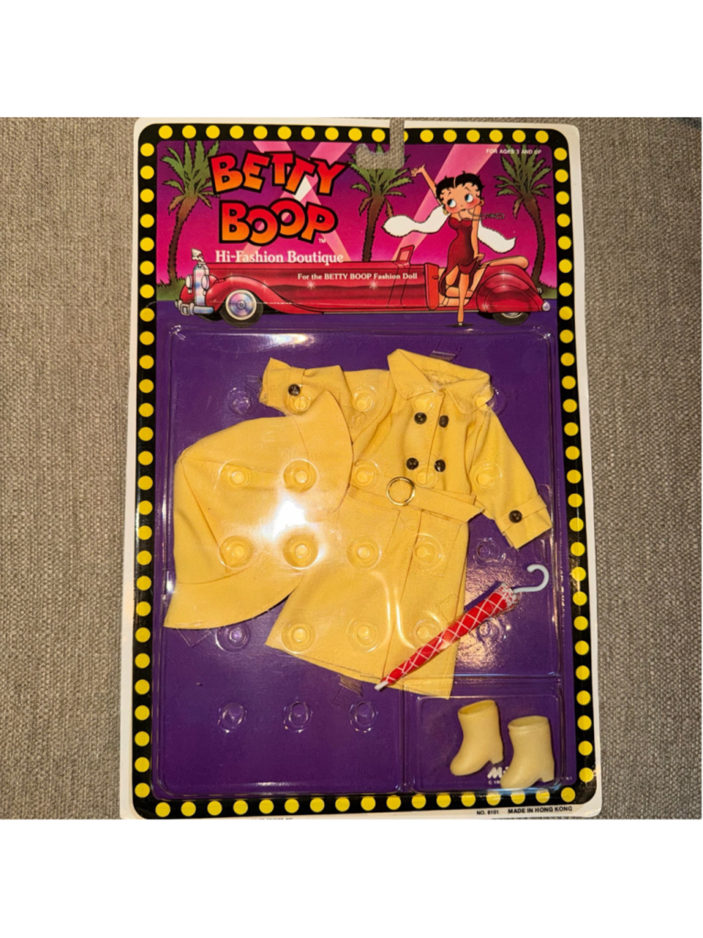 RARE HTF NOS Vintage 1986 Betty Boop Hi-Fashion Boutique Raincoat Doll Clothes
